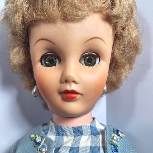 14R Revlon Style Fashion Girl Doll 19" Original Clothes Shoes Earrings Vintage - Picture 10 of 16